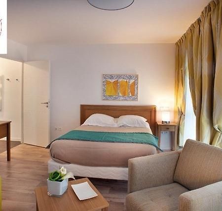 Domitys Les Lanternes Bleues Aparthotel La Ciotat Exterior foto